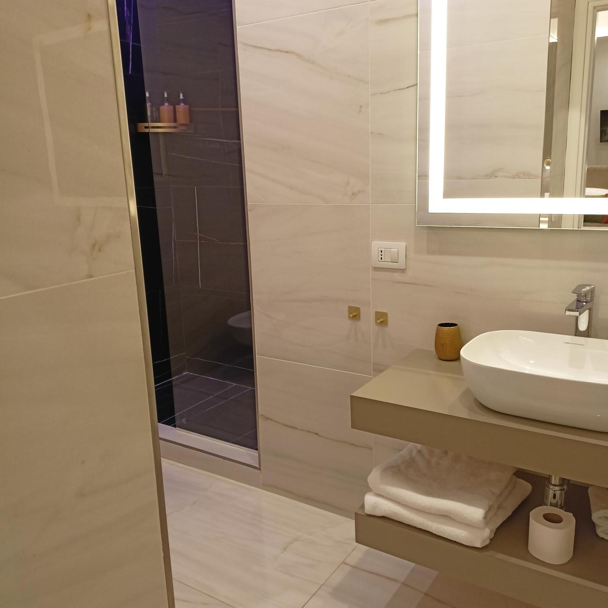 Hotel La Lepre Bovio Neapol Zewnętrze zdjęcie